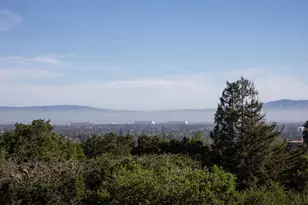 10669 Magdalena Rd, Los Altos Hills, CA 94024 - Photo 17