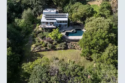 10669 Magdalena Rd, Los Altos Hills, CA 94024 - Photo 47
