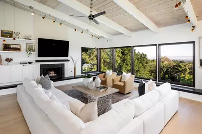 10669 Magdalena Rd, Los Altos Hills, CA 94024 - Photo 13