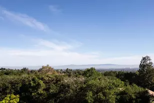 10669 Magdalena Rd, Los Altos Hills, CA 94024 - Photo 15