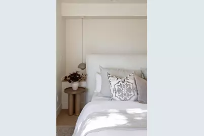 10669 Magdalena Rd, Los Altos Hills, CA 94024 - Photo 23