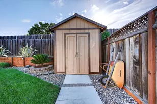 711 Clearview Dr, Hollister, CA 95023 - Photo 17