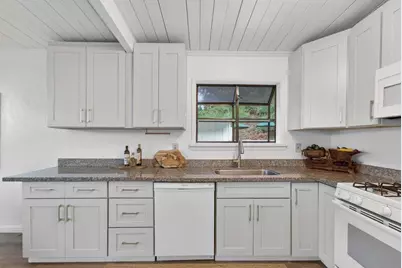 704 Encino Dr, Aptos, CA 95003 - Photo 17