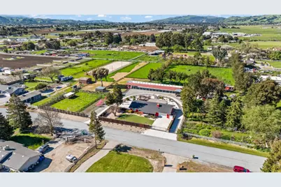 1515 Dias Dr, San Martin, CA 95046 - Photo 35