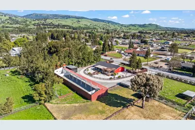 1515 Dias Dr, San Martin, CA 95046 - Photo 39