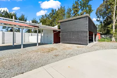1515 Dias Dr, San Martin, CA 95046 - Photo 27
