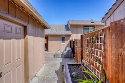 136 Spyglass Hill Rd, San Jose, CA 95127 - Photo 33