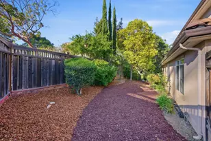 22551 Ricardo Rd, Cupertino, CA 95014 - Photo 33