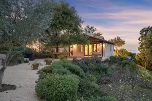 11571 Buena Vista Dr, Los Altos Hills, CA 94022 - Photo 71
