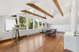 11571 Buena Vista Dr, Los Altos Hills, CA 94022 - Photo 45