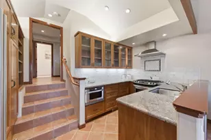 11571 Buena Vista Dr, Los Altos Hills, CA 94022 - Photo 61