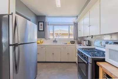 813 Pajaro St, Salinas, CA 93901 - Photo 17