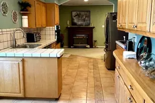 10536 Davison Ave, Cupertino, CA 95014 - Photo 5