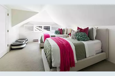 1637 Mariposa Ave, Palo Alto, CA 94306 - Photo 15