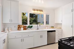 410 13th Ave, Santa Cruz, CA 95062 - Photo 17