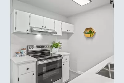 978 Kiely Blvd E, Santa Clara, CA 95051 - Photo 7