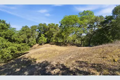 15400 Madrone Hill Rd, Saratoga, CA 95070 - Photo 17