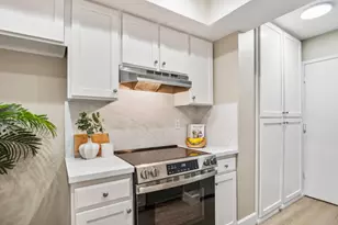 812 Kingfisher Terrace, Sunnyvale, CA 94087 - Photo 11