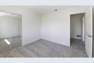 1091 Colette Dr, San Jose, CA 95132 - Photo 17