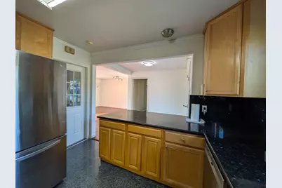 3726 Martin Dr, San Mateo, CA 94403 - Photo 9