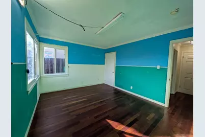 3726 Martin Dr, San Mateo, CA 94403 - Photo 15