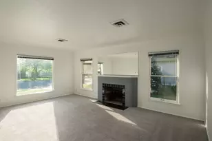 1543 N Thorne Ave, Fresno, CA 93728 - Photo 3