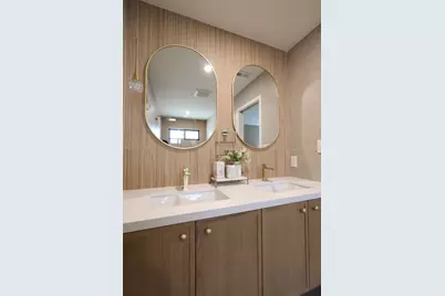 1177 Whitehall Ave, San Jose, CA 95128 - Photo 29