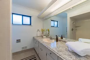 1211 Via Paraiso, Salinas, CA 93901 - Photo 33