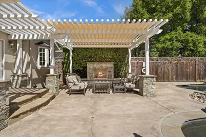 1434 Capri Dr, Campbell, CA 95008 - Photo 35