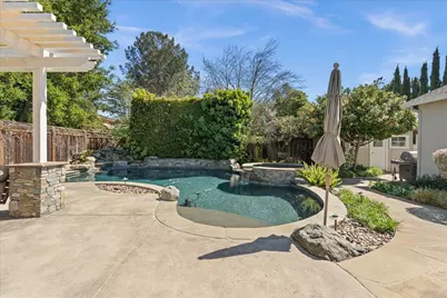 1434 Capri Dr, Campbell, CA 95008 - Photo 37