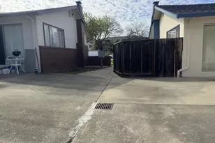 1610 Ottawa Ct, Sunnyvale, CA 94087 - Photo 23