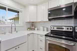 5711 Hillbright Cir, San Jose, CA 95123 - Photo 13