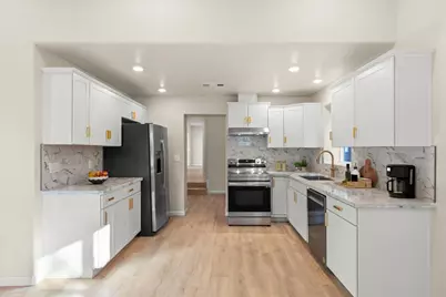 2188 Patton Ave, Napa, CA 94559 - Photo 9