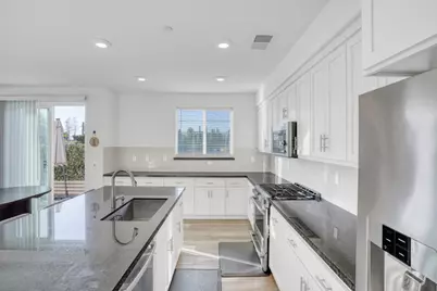 29243 Hub Ct, Hayward, CA 94544 - Photo 5