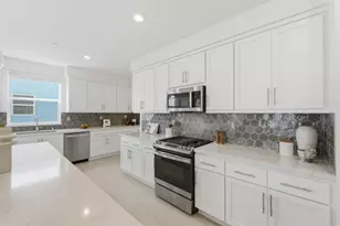 9960 Seawind Wy, Newark, CA 94560 - Photo 15