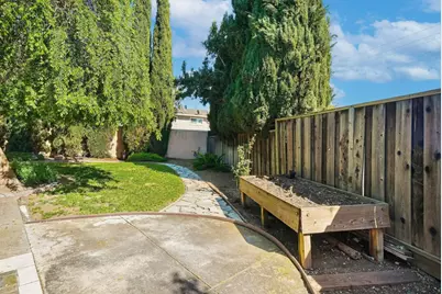 5380 Hammerton Ct, San Jose, CA 95118 - Photo 41