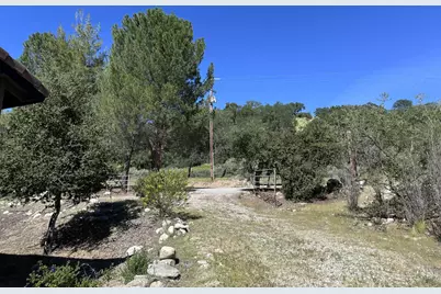 45100 Carmel Valley Rd, Greenfield, CA 93927 - Photo 45
