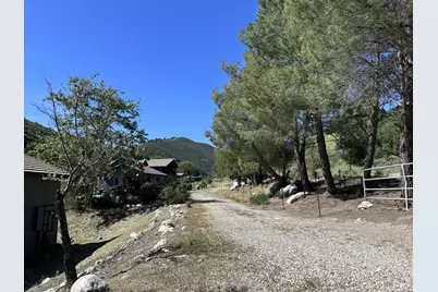 45100 Carmel Valley Rd, Greenfield, CA 93927 - Photo 47