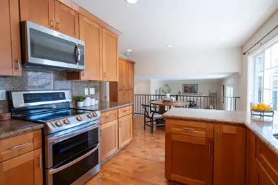 4445 Windsor Park Dr, San Jose, CA 95136 - Photo 9