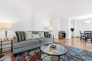 905 W Middlefield Rd 975, Mountain View, CA 94043 - Photo 5