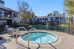 905 W Middlefield Rd 975, Mountain View, CA 94043 - Photo 31