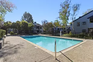 905 W Middlefield Rd 975, Mountain View, CA 94043 - Photo 33