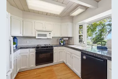 624 Oakridge Dr, Los Altos, CA 94024 - Photo 9