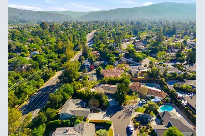 120 Brocastle Way, Los Gatos, CA 95032 - Photo 53