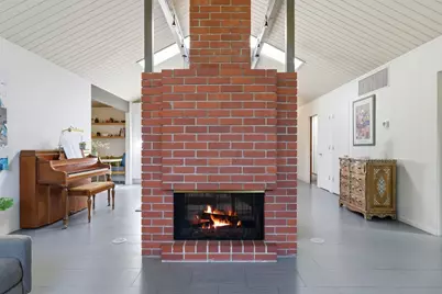 943 Trophy Dr, Mountain View, CA 94040 - Photo 11