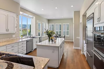 5200 Birkdale Way, San Jose, CA 95138 - Photo 13