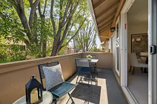 2456 W Bayshore Rd 10, Palo Alto, CA 94303 - Photo 11