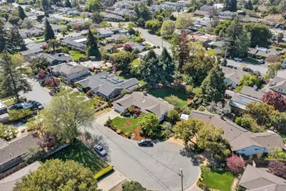 13411 Pastel Ln, Mountain View, CA 94040 - Photo 5