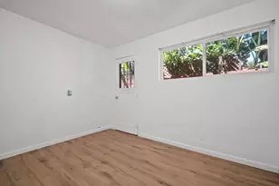 334 N 15th St, San Jose, CA 95112 - Photo 17