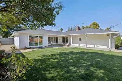 822 Amber Ln, Los Altos, CA 94024 - Photo 25